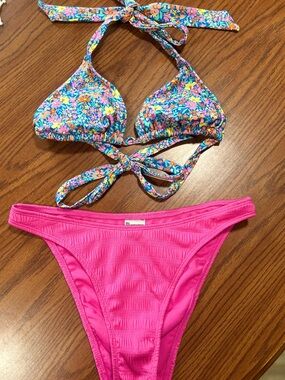 No Boundaries Floral Triangle Bikini Top and Hot Pink Bottom